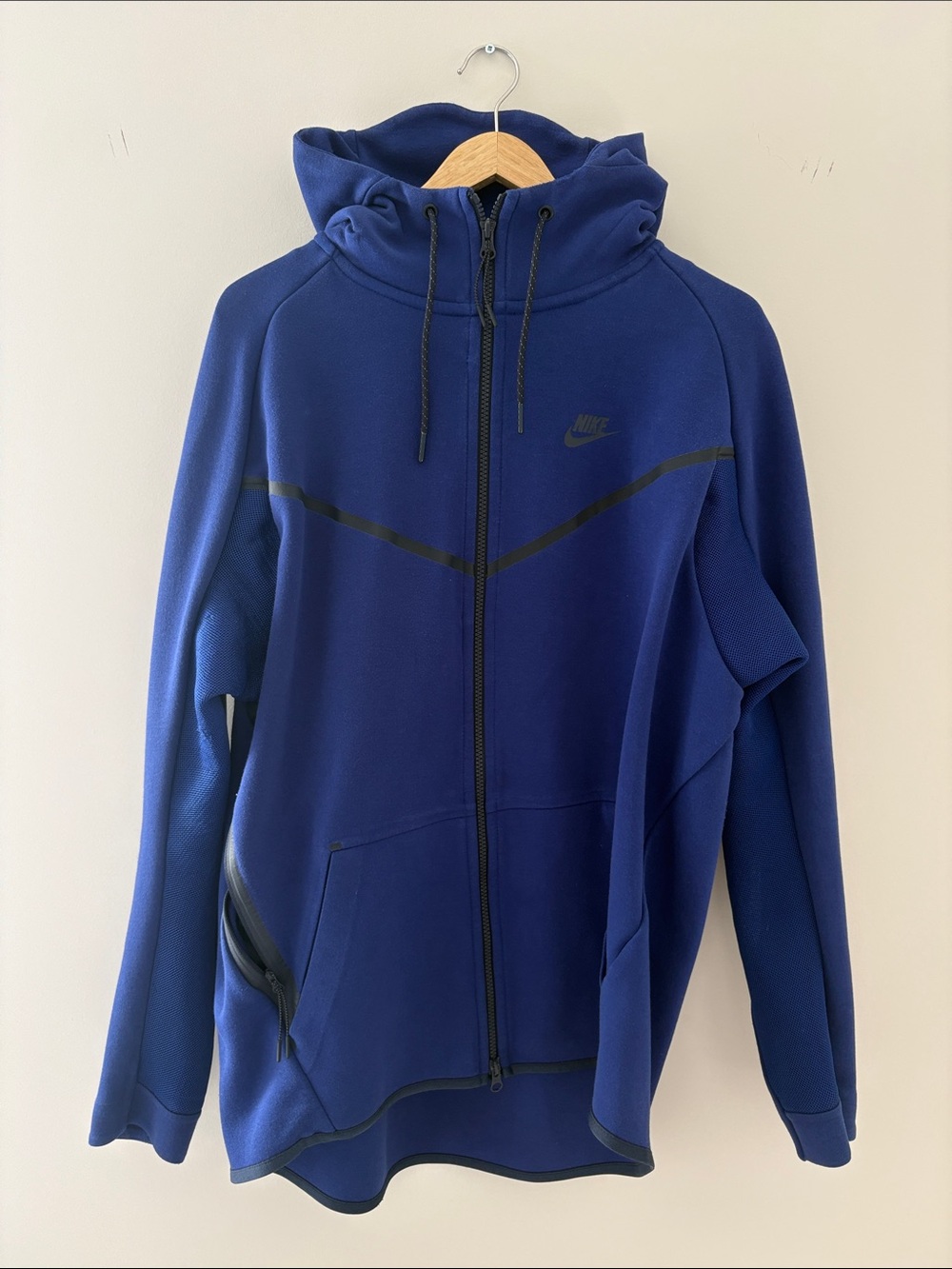 Nike Royal Blue Full-Zip Hooded Jacket with Black Accents